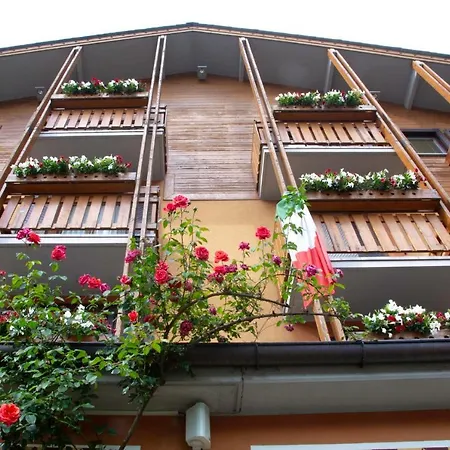 Moizi Hotel