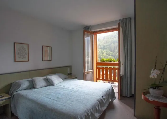 Hotel Moizi 3*